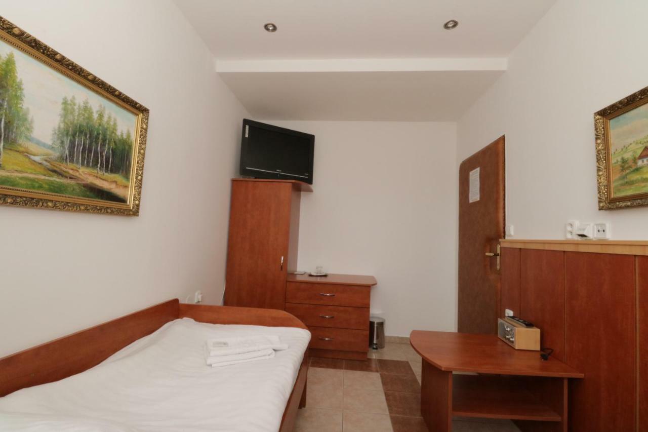 Hotel Penzion Hurka à Dolni Libchavy Extérieur photo